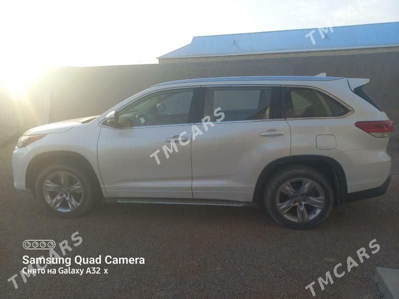 Toyota Highlander 2019 - 450 000 TMT - Oguz han - img 6