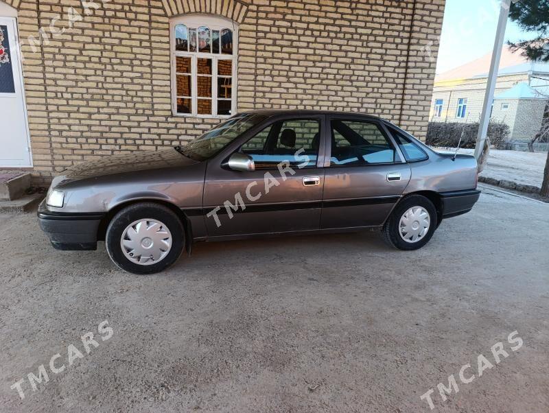 Opel Vectra 1992 - 29 000 TMT - Мары - img 4