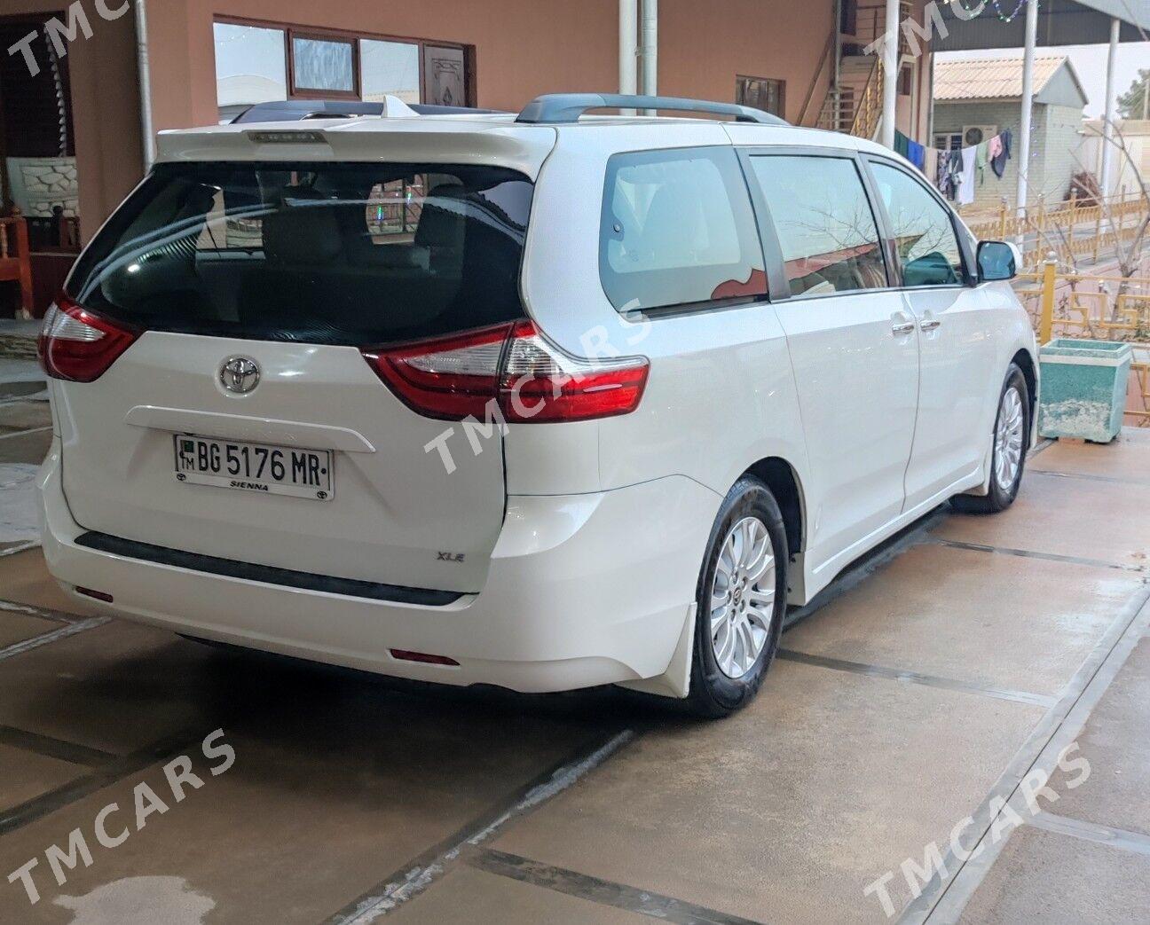 Toyota Sienna 2020 - 444 000 TMT - Векильбазар - img 9