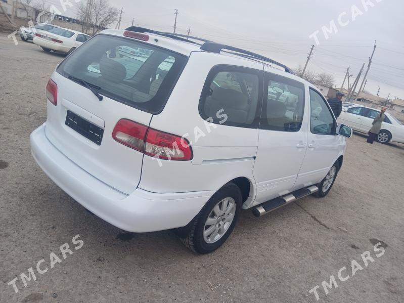 Toyota Sienna 2002 - 142 000 TMT - Теджен - img 4