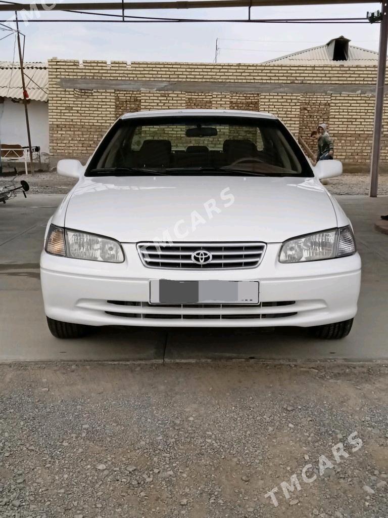 Toyota Camry 2000 - 130 000 TMT - Kaka - img 2