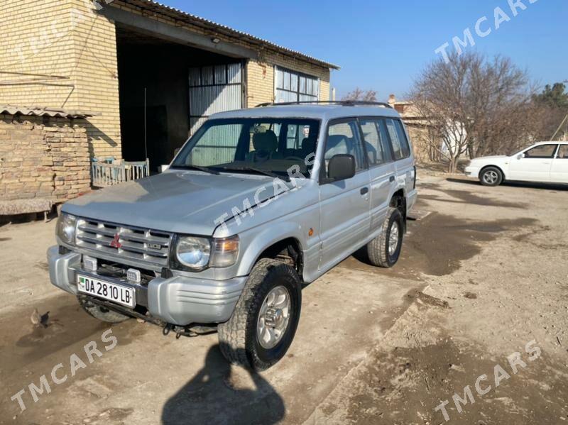 Mitsubishi Montero 1995 - 41 000 TMT - Saýat - img 3