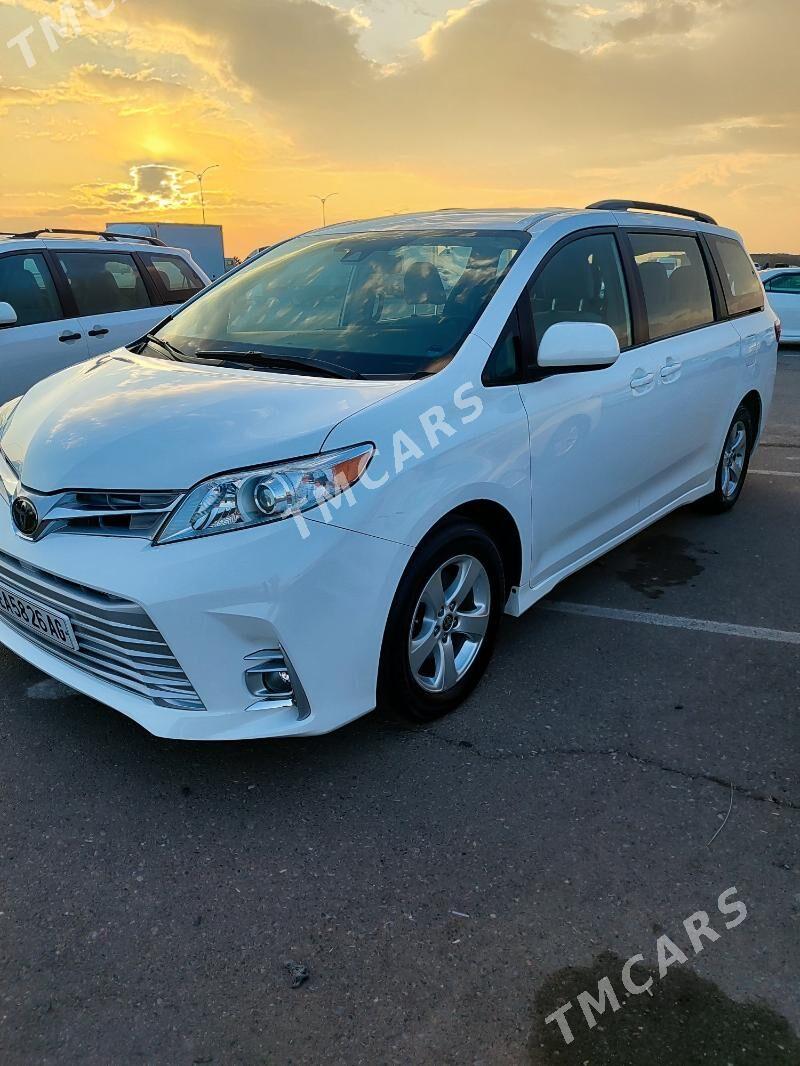 Toyota Sienna 2020 - 450 000 TMT - Ашхабад - img 3