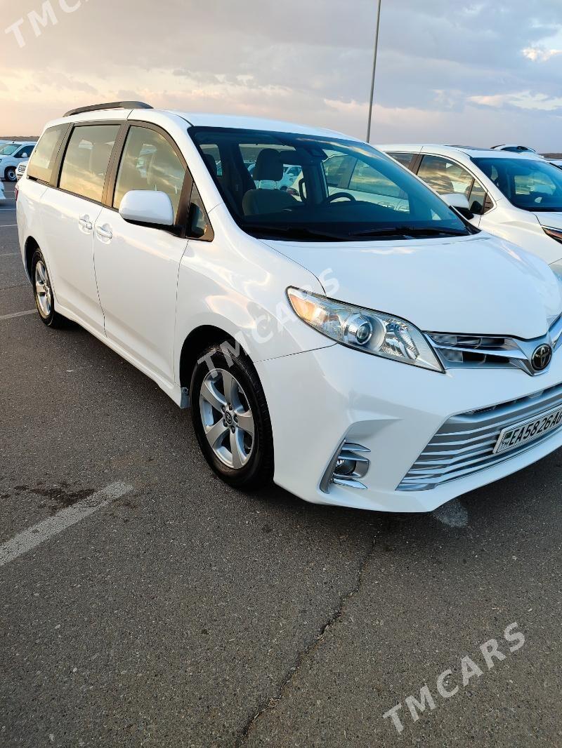 Toyota Sienna 2020 - 450 000 TMT - Ашхабад - img 2