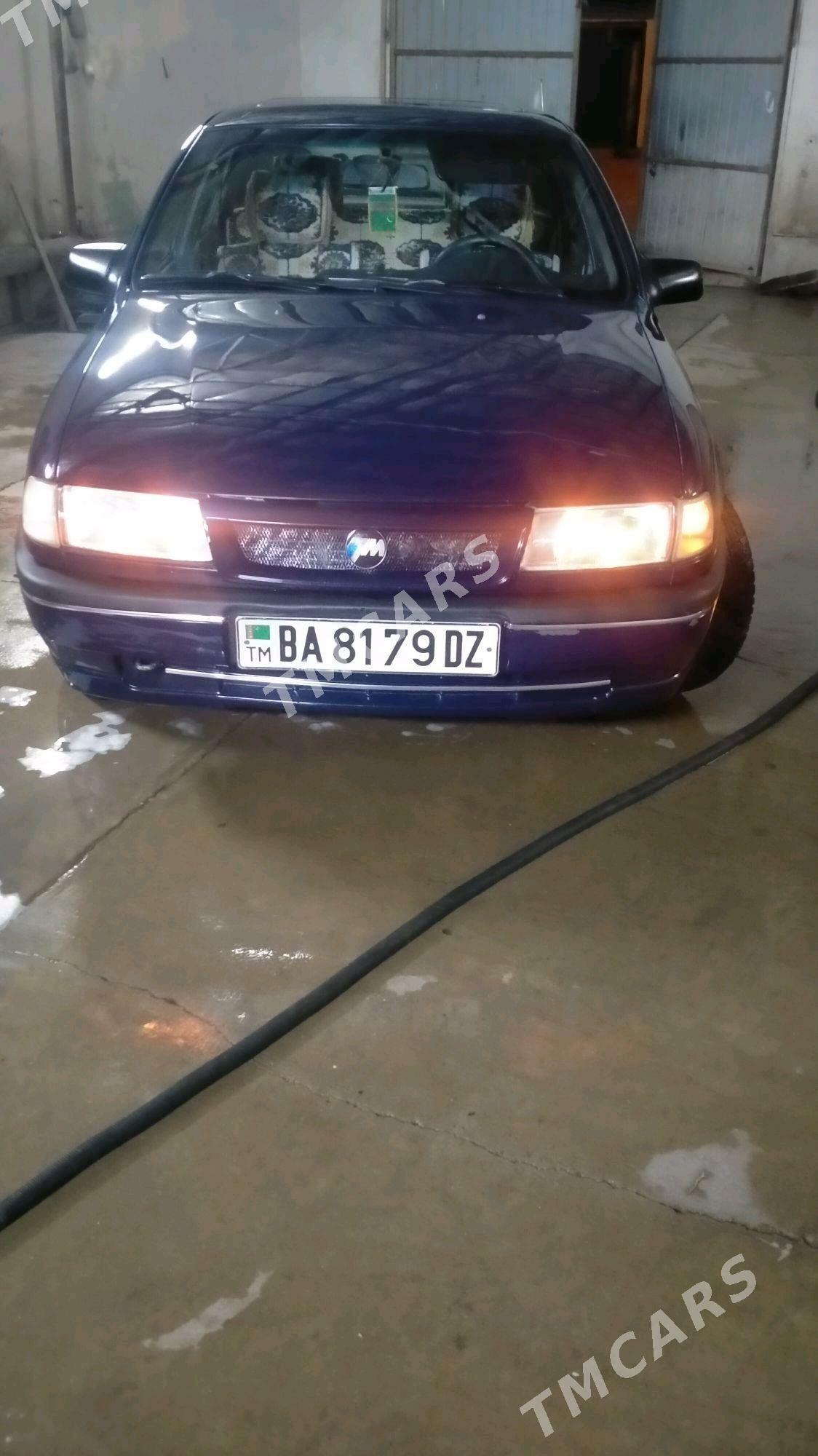 Opel Vectra 1992 - 40 000 TMT - Дашогуз - img 5