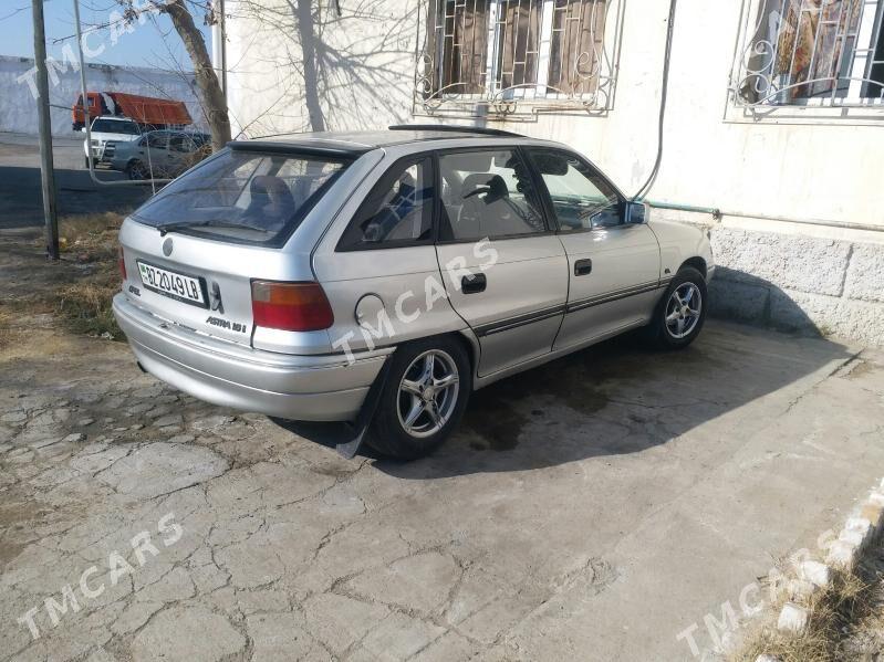 Opel Astra 1992 - 25 000 TMT - Туркменабат - img 3