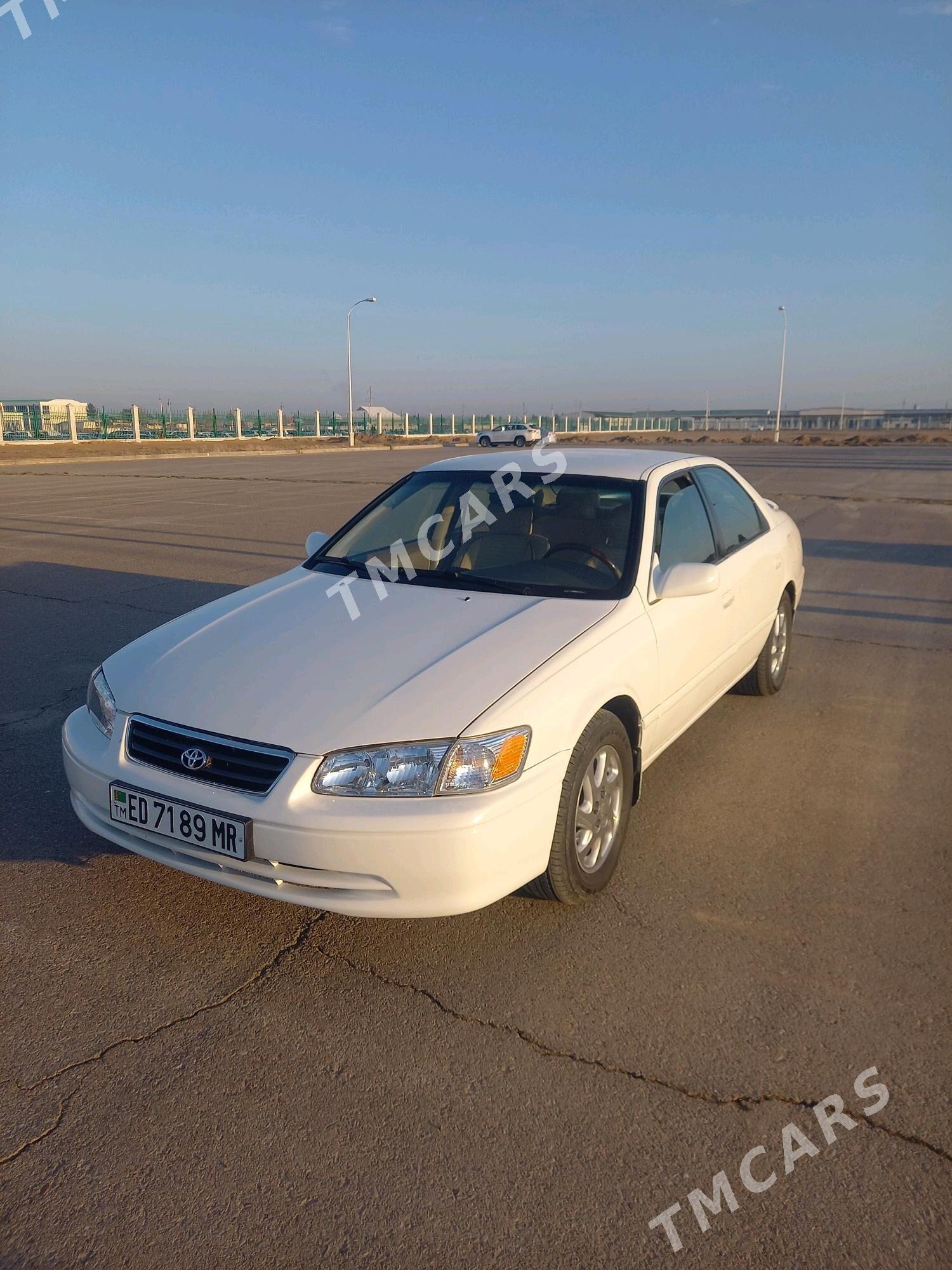 Toyota Camry 1998 - 130 000 TMT - Мары - img 5