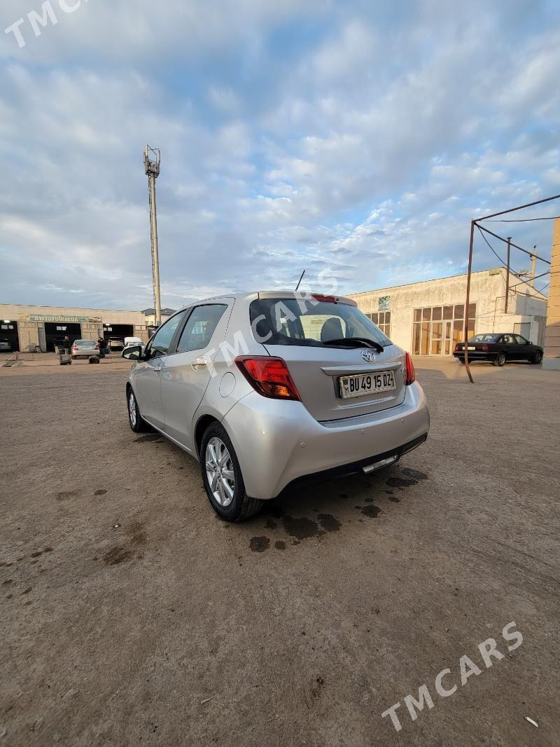 Toyota Yaris 2015 - 150 000 TMT - Дашогуз - img 3