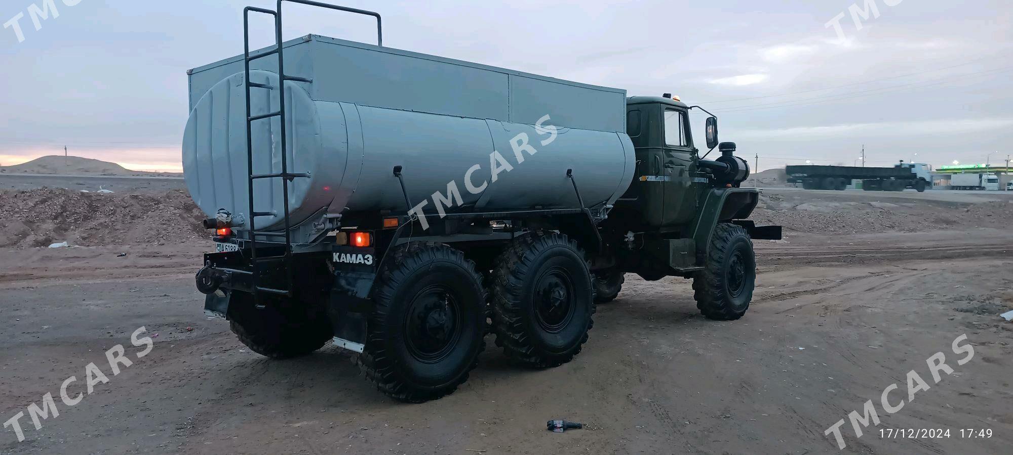 Ural 4320 1985 - 200 000 TMT - Ak bugdaý etraby - img 3