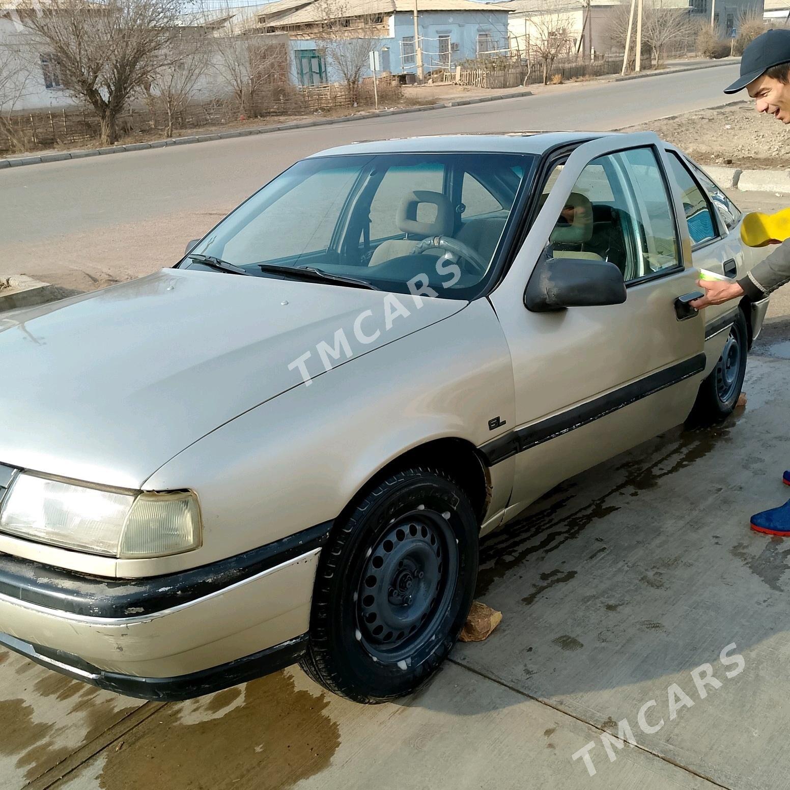 Opel Vectra 1991 - 19 000 TMT - Дашогуз - img 3