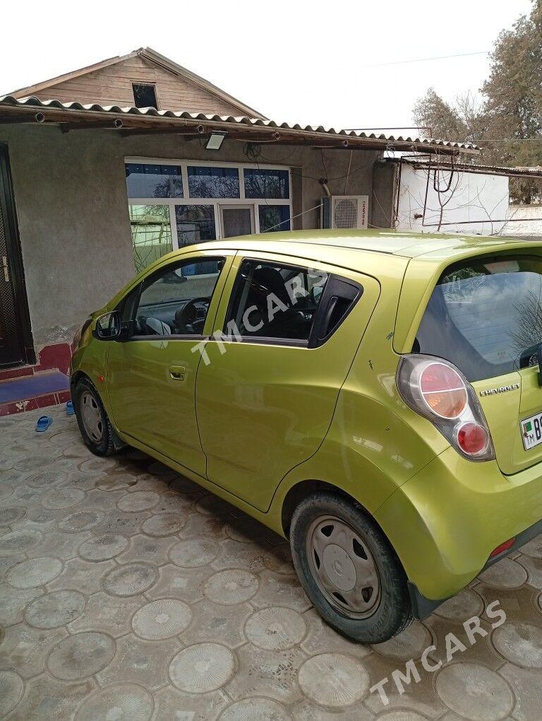 Chevrolet Spark 2012 - 100 000 TMT - Достлук - img 3