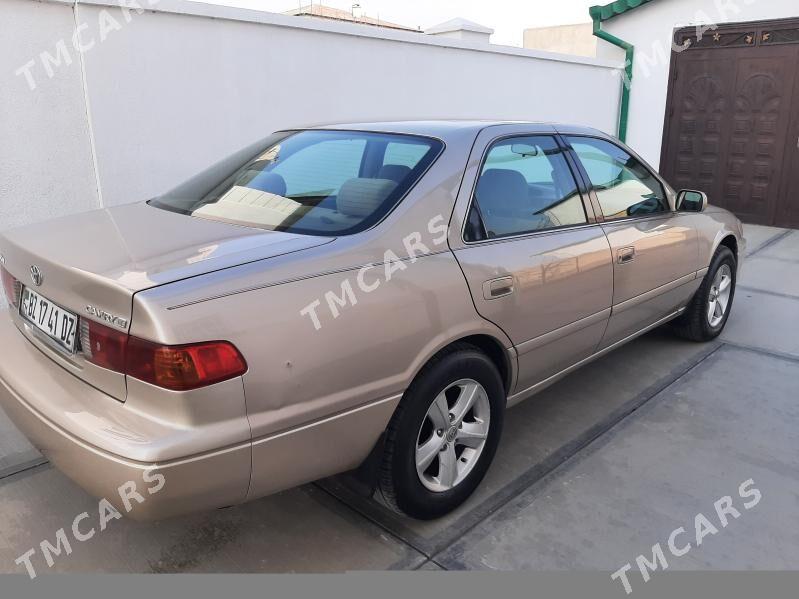 Toyota Camry 2001 - 142 000 TMT - Дашогуз - img 4