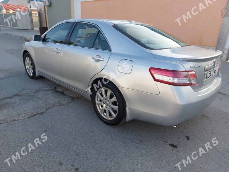 Toyota Camry 2010 - 175 000 TMT - Бузмеин - img 3