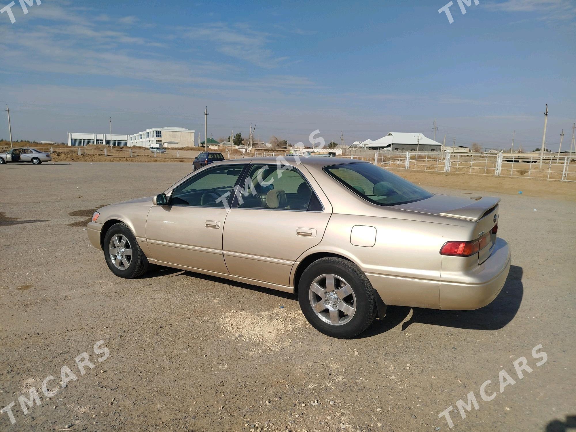 Toyota Camry 1998 - 109 000 TMT - Мары - img 8