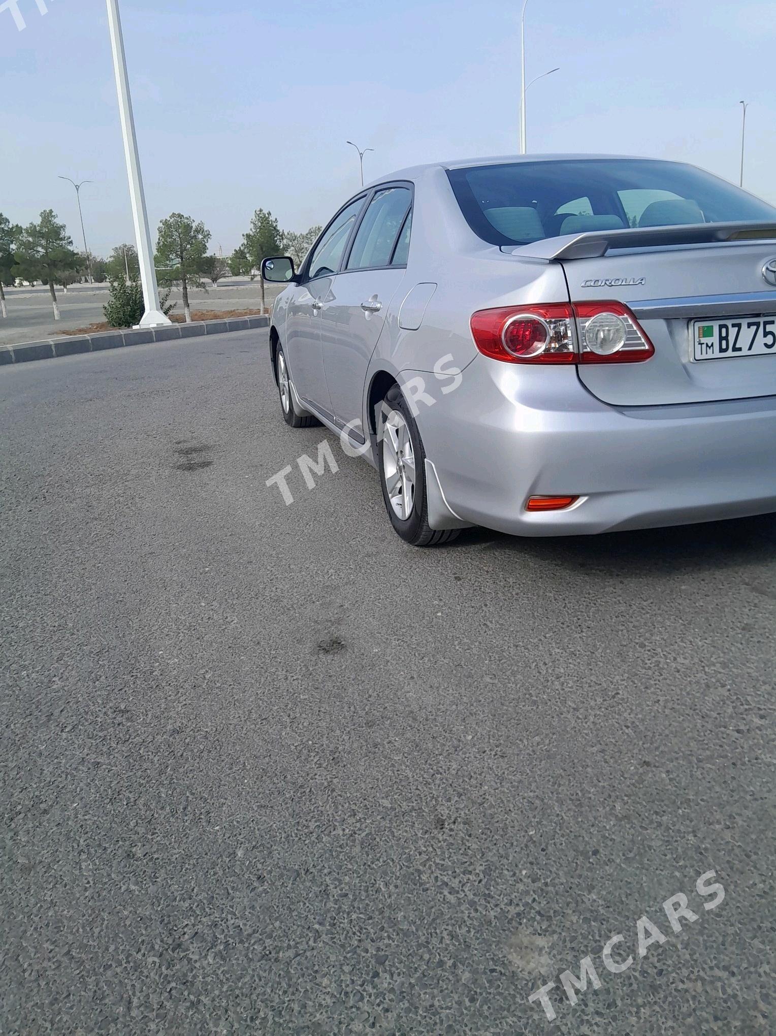 Toyota Corolla 2011 - 148 000 TMT - Ашхабад - img 4