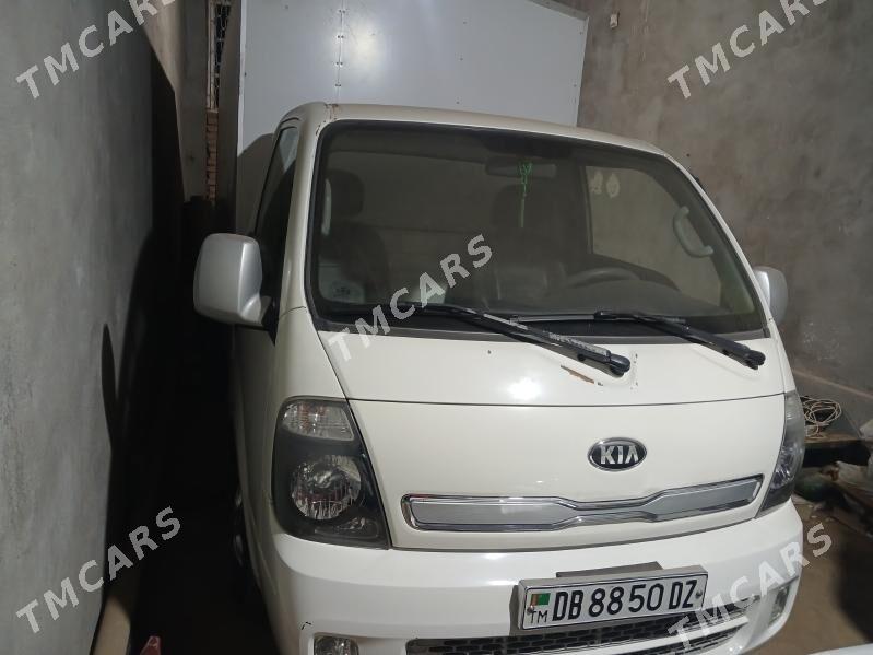 Kia Bongo 2013 - 180 000 TMT - Daşoguz - img 4