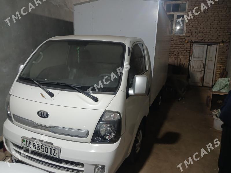 Kia Bongo 2013 - 180 000 TMT - Daşoguz - img 3