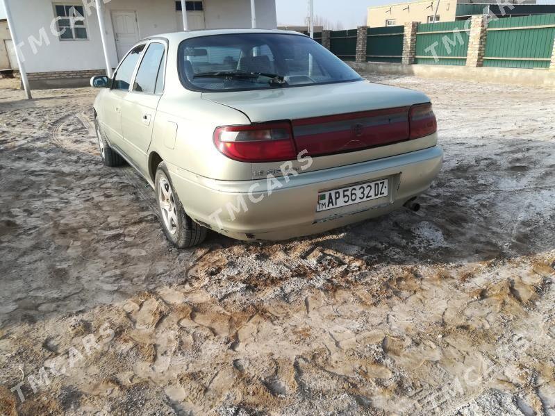 Toyota Carina 1995 - 40 000 TMT - етр. Туркменбаши - img 2