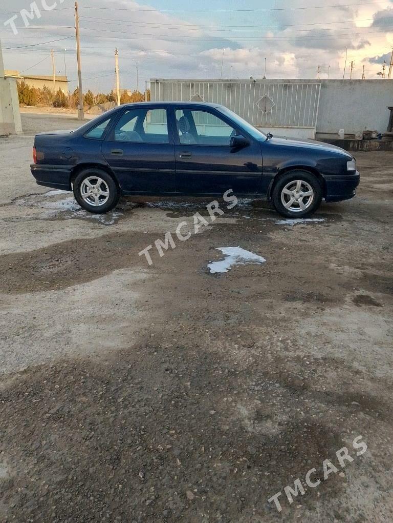 Opel Vectra 1993 - 34 000 TMT - Гызыларбат - img 3