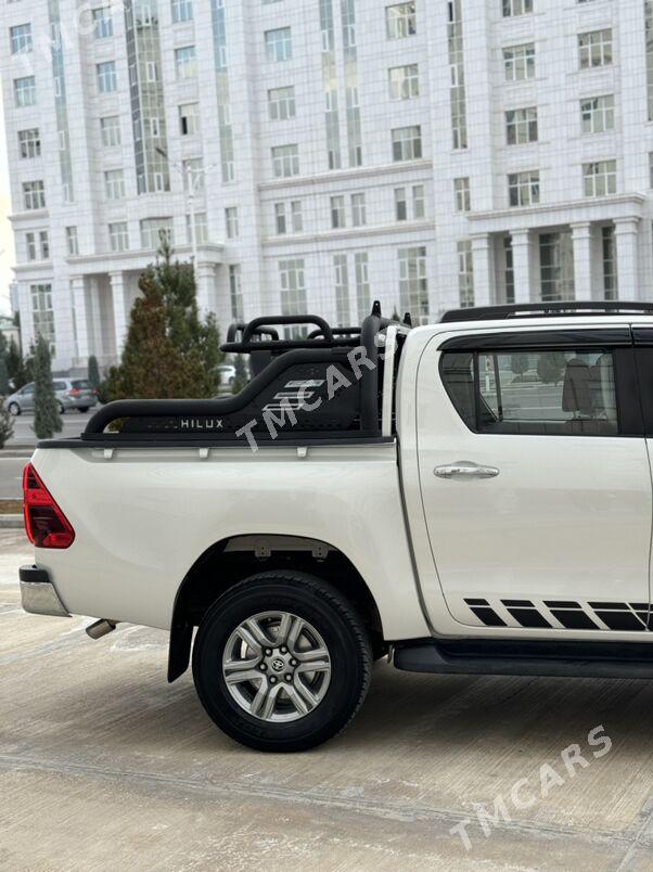 Toyota Hilux 2023 - 610 000 TMT - Ашхабад - img 5