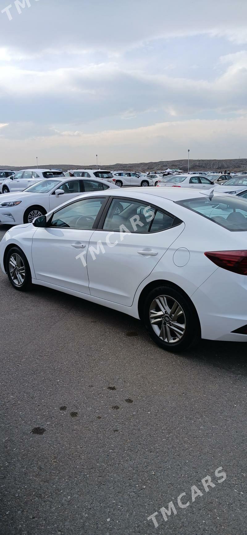 Hyundai Elantra 2019 - 230 000 TMT - Aşgabat - img 3