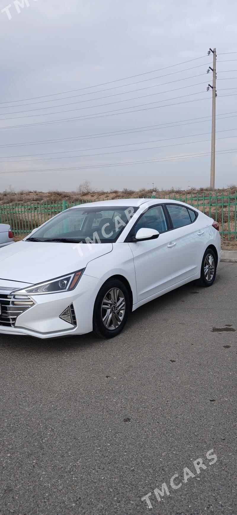 Hyundai Elantra 2019 - 230 000 TMT - Aşgabat - img 4