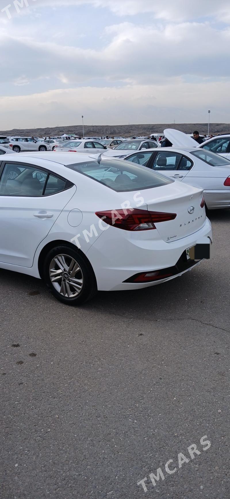 Hyundai Elantra 2019 - 230 000 TMT - Aşgabat - img 7