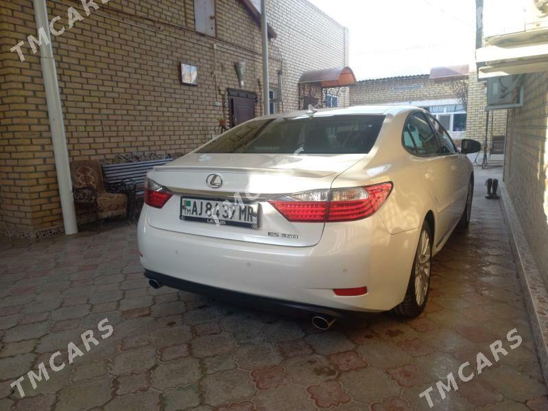 Lexus ES 2014 - 399 999 TMT - Мары - img 10