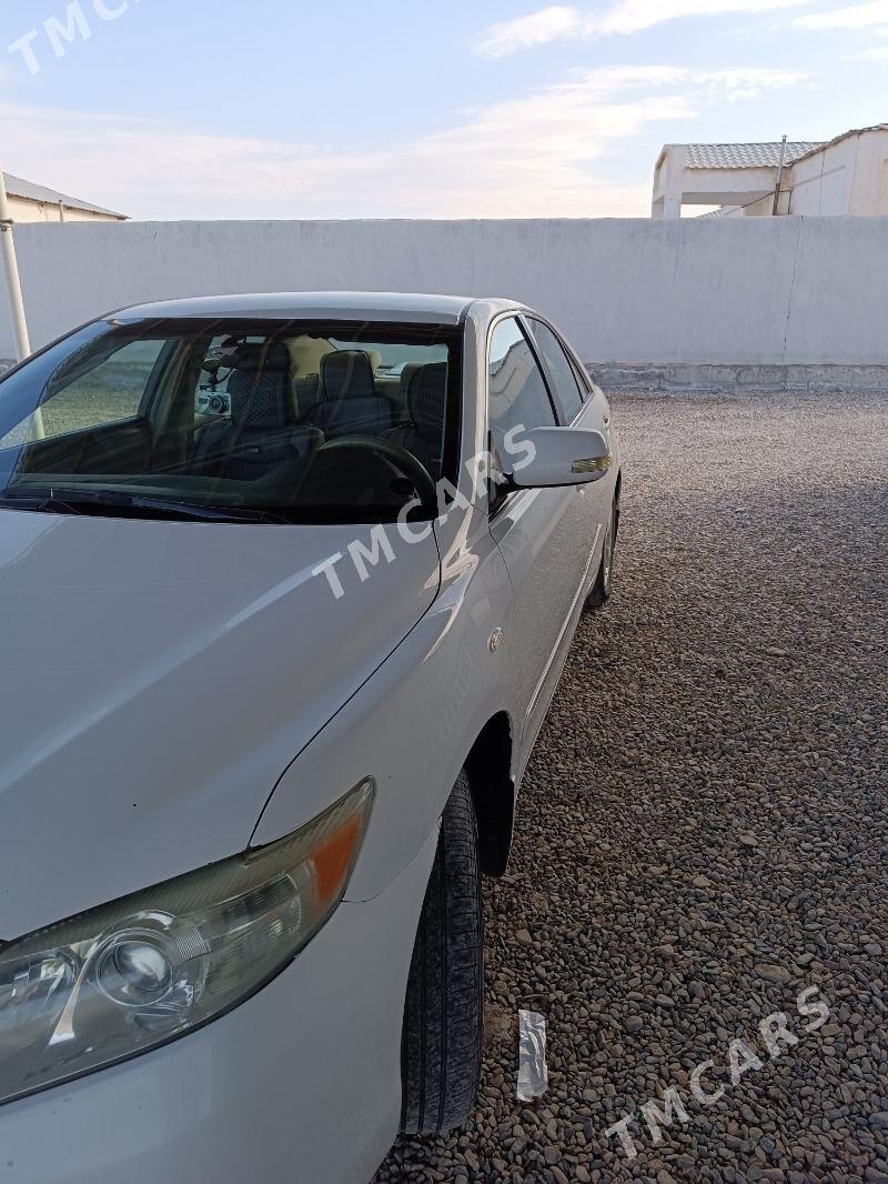 Toyota Camry 2011 - 125 000 TMT - Tejen - img 8