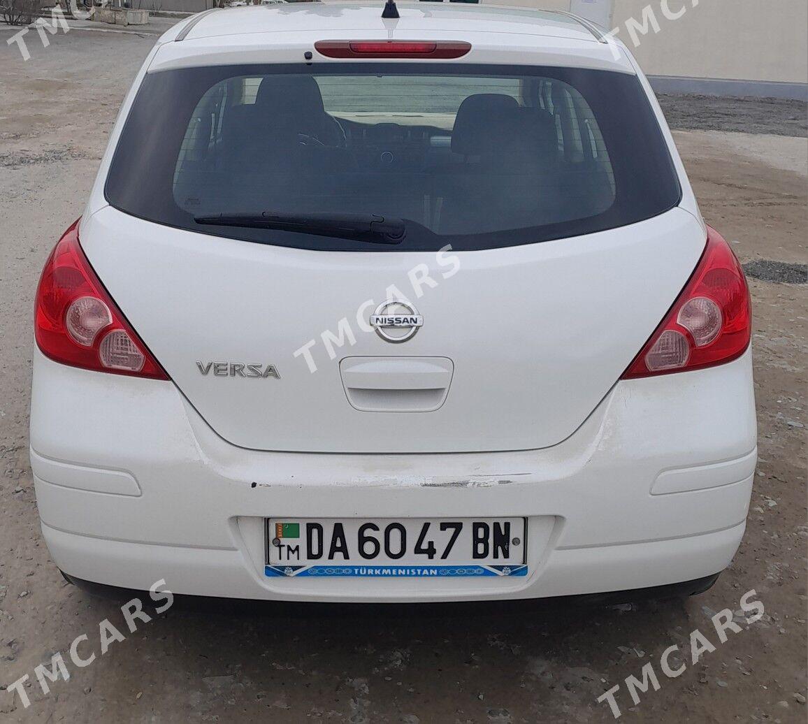 Nissan Versa 2012 - 120 000 TMT - Gurtly - img 2