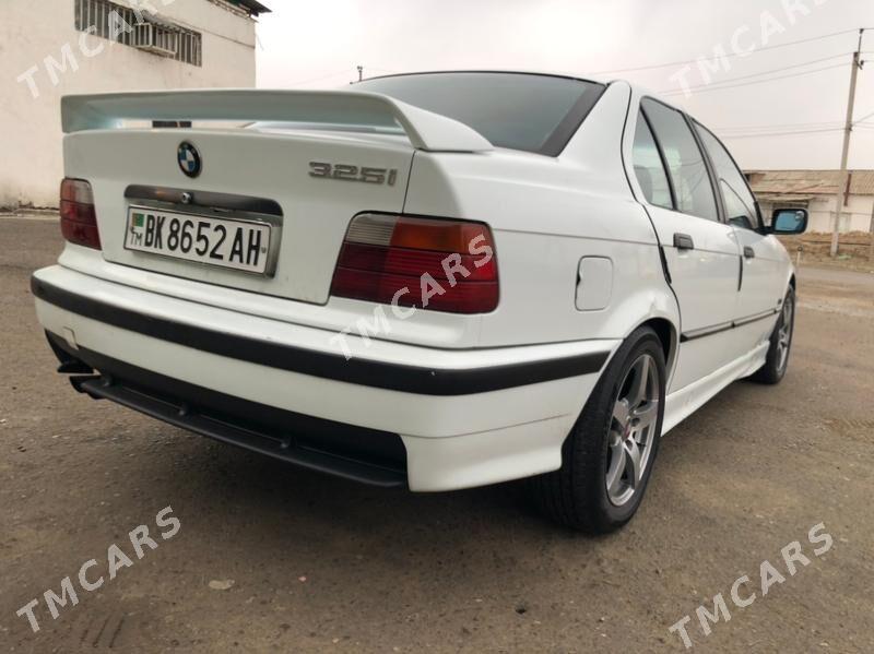 BMW 325 1992 - 40 000 TMT - Багир - img 3