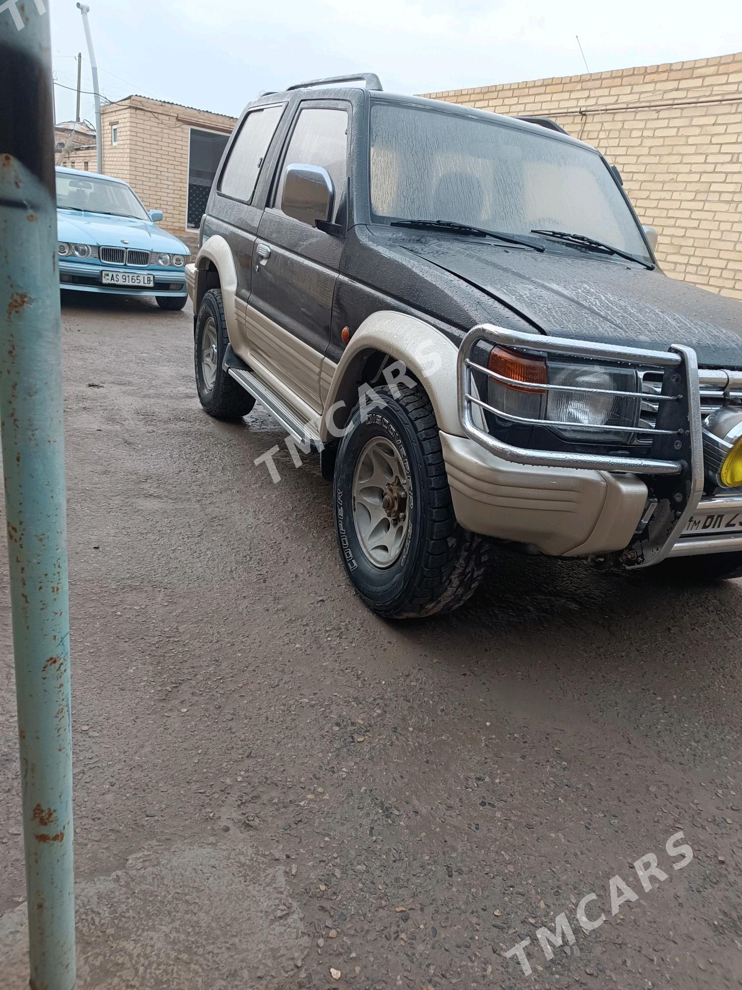 Mitsubishi Pajero 1993 - 70 000 TMT - Farap - img 4