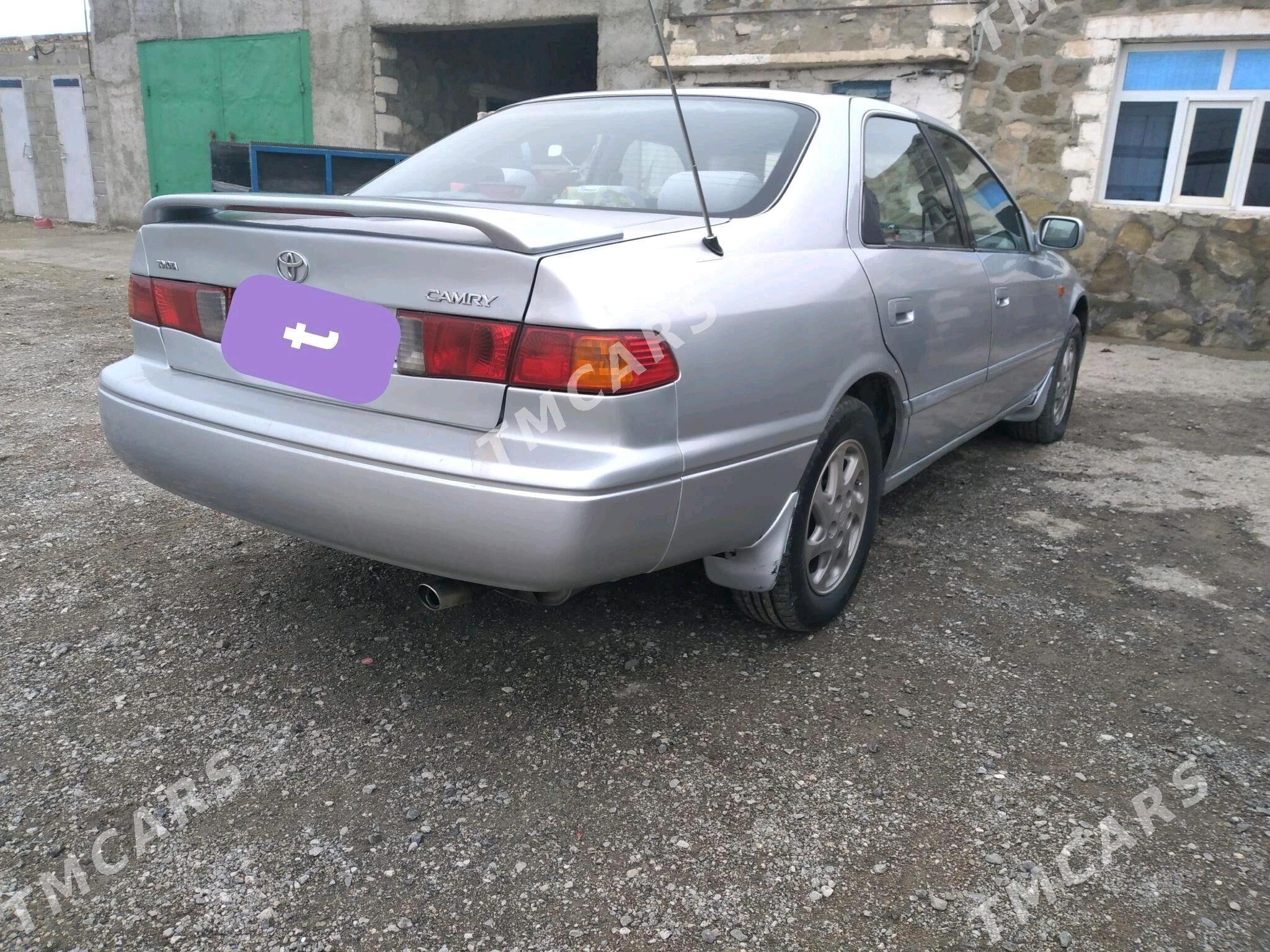 Toyota Camry 2001 - 105 000 TMT - Берекет - img 2