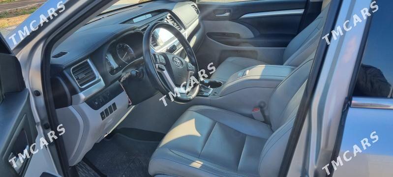 Toyota Highlander 2017 - 420 000 TMT - Türkmenbaşy - img 4