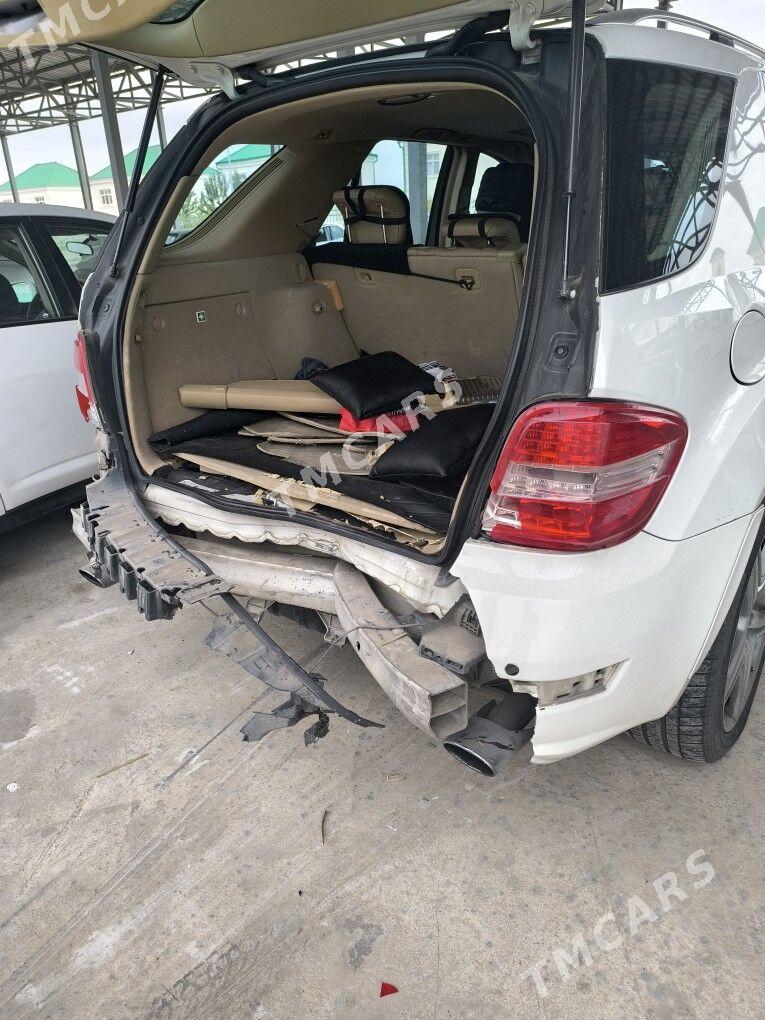 Mercedes-Benz ML350 2010 - 240 000 TMT - Aşgabat - img 3