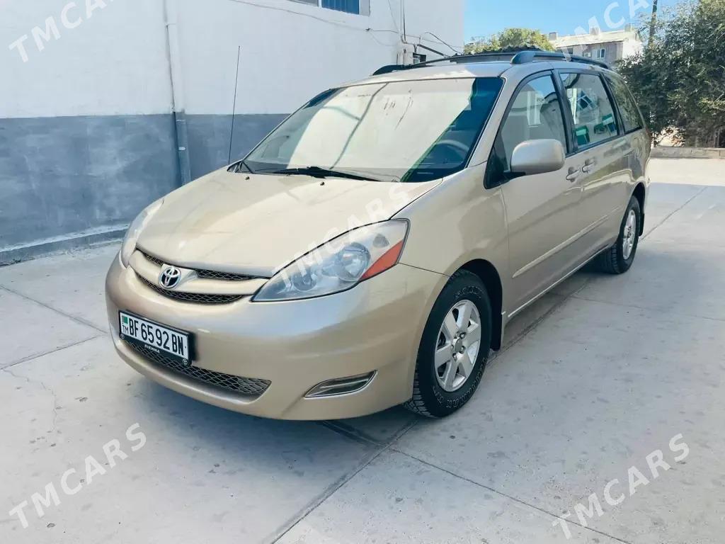 Toyota Sienna 2009 - 200 000 TMT - Хазар - img 2