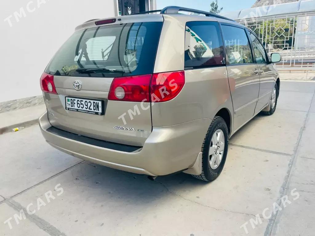 Toyota Sienna 2009 - 200 000 TMT - Хазар - img 3