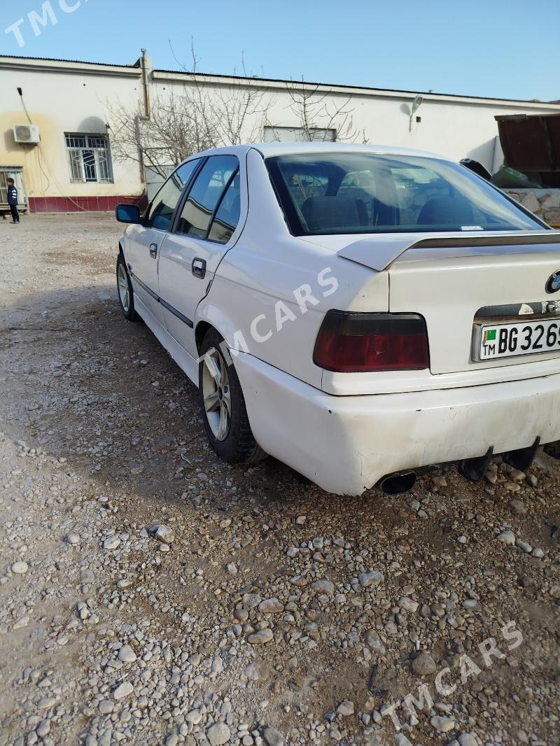 BMW 3 Series 1995 - 25 000 TMT - Balkanabat - img 4