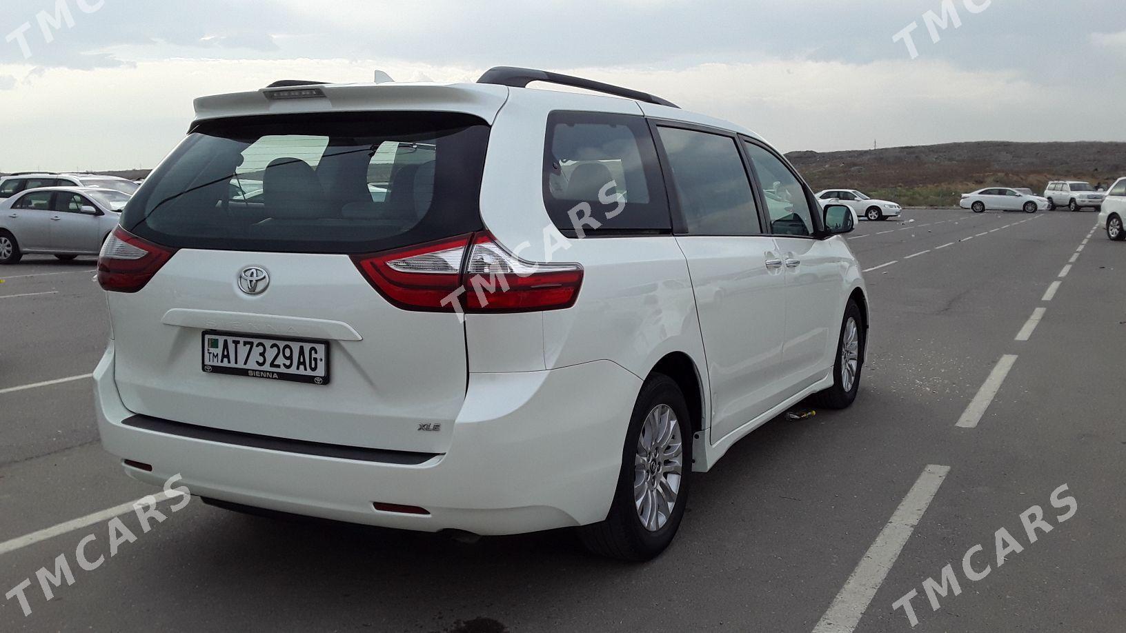 Toyota Sienna 2019 - 430 000 TMT - Ашхабад - img 3