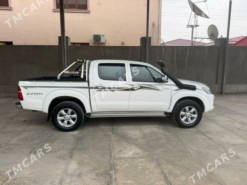 Toyota Hilux 2013 - 320 000 TMT - Mary - img 2