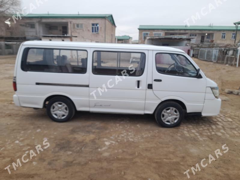 Toyota Hiace 2008 - 98 000 TMT - Байрамали - img 2