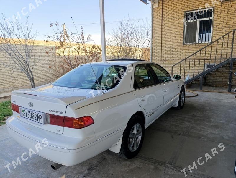 Toyota Camry 2000 - 115 000 TMT - Мары - img 4