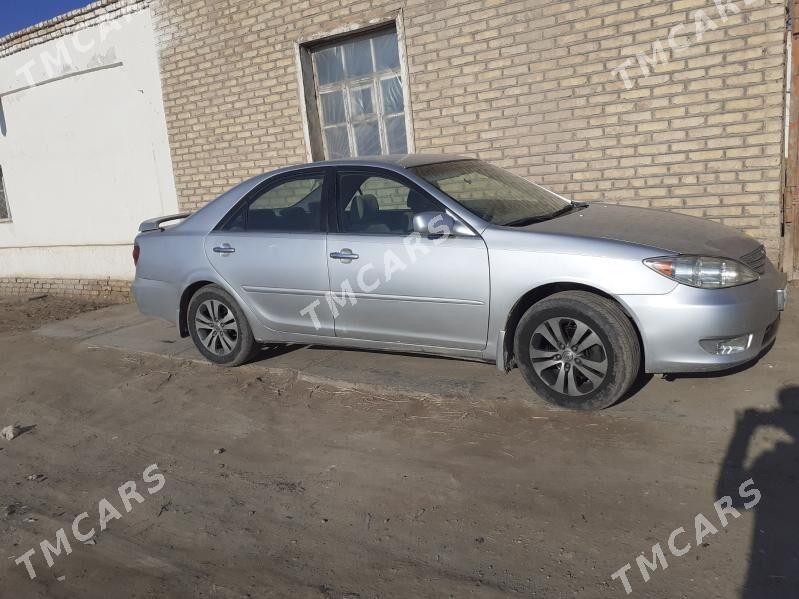 Toyota Camry 2005 - 126 000 TMT - Daşoguz - img 2