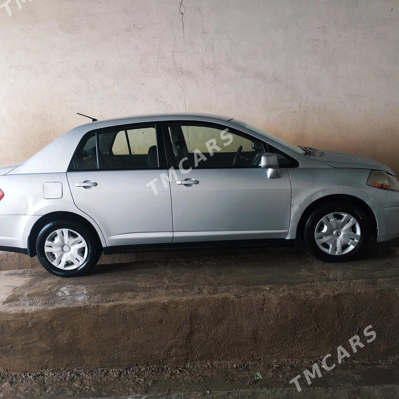 Nissan Versa 2009 - 90 000 TMT - Änew - img 3