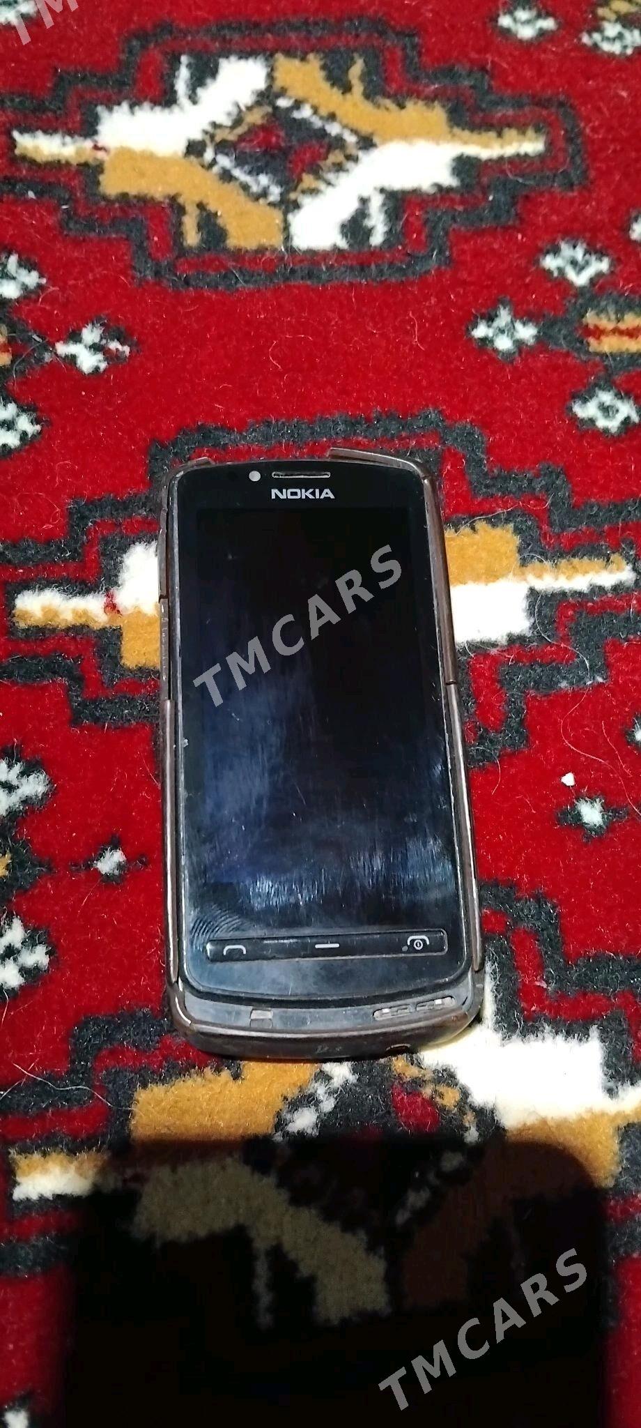 Nokia 700 - Büzmeýin - img 2