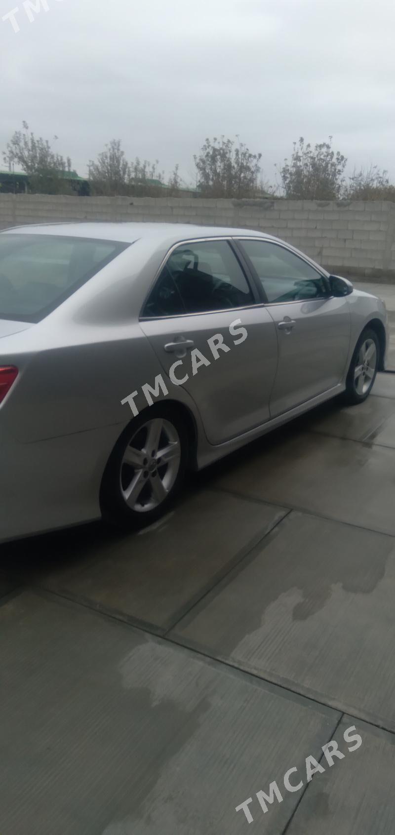Toyota Camry 2014 - 220 000 TMT - Gökdepe - img 2