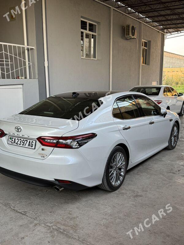 Toyota Camry 2023 - 635 000 TMT - Кëши - img 4