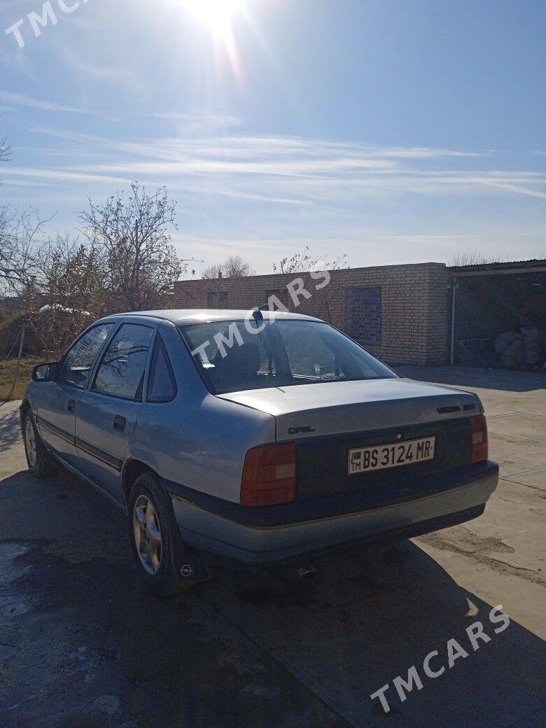 Opel Vectra 1992 - 30 000 TMT - Mary - img 2