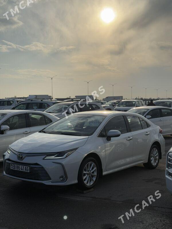 Toyota Corolla 2022 - 355 000 TMT - Кëши - img 2