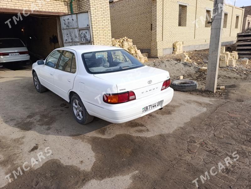 Toyota Camry 1993 - 68 000 TMT - Halaç - img 3